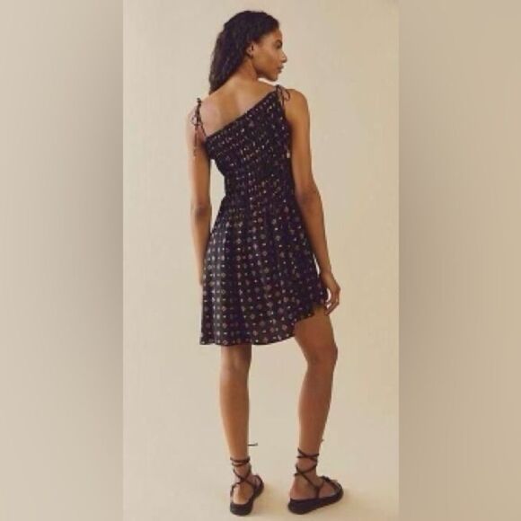 NWOT FREE PEOPLE Clementina Smocked Floral Mini Dress.. Size XS - Picture 2 of 9